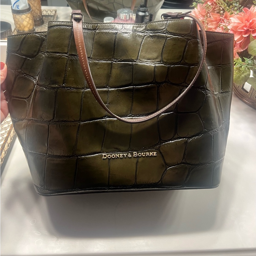 Tote - Picture 5 of 7